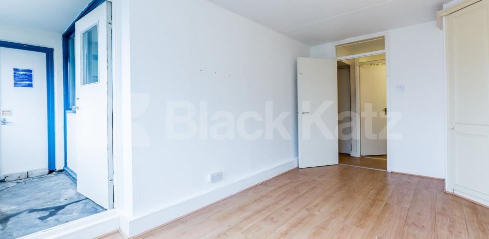 			NEW INSTRUCTION!, 3 Bedroom, 1 bath, 1 reception Flat			 Mallory Street , MARYLEBONE / LISSON GROVE